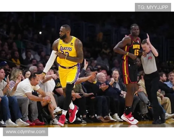 詹姆斯复出率队大胜字母哥 科比遗产激励湖人争冠之路再起航