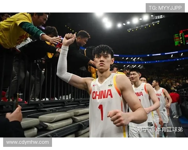 中国男篮战胜菲律宾晋级世界杯八强 崔永熙领衔全队表现出色