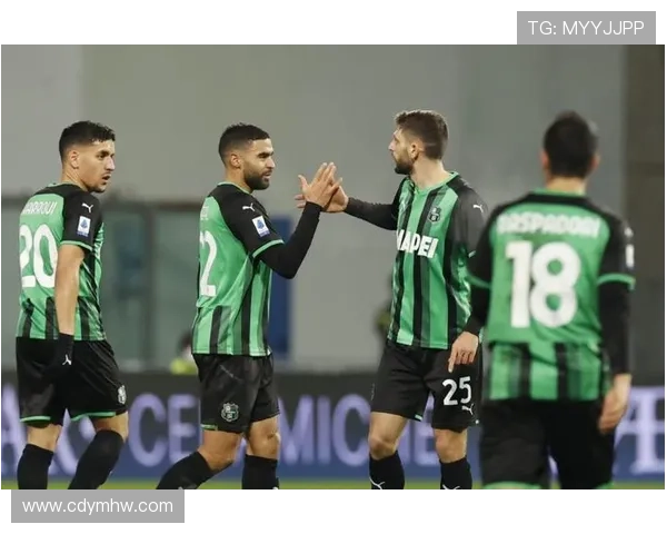 拉齐奥宣布新赛季阵容调整引发球迷热议 主力球员转会或离队可能性增大