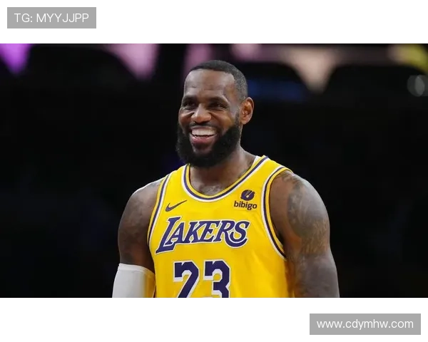 詹姆斯领衔湖人逆转取胜西部格局再起波澜成为本季焦点话题